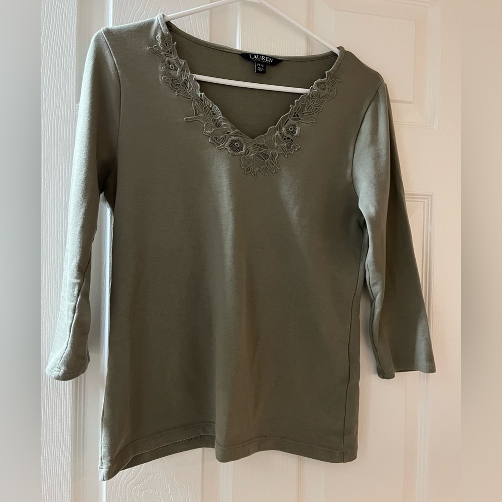 Beautiful NWOT women’s Ralph Lauren, light, olive, green, 3/4 sleeve shirt.